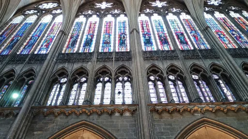 Stained glass windows in the nave depicting female saints, Metz cathedral