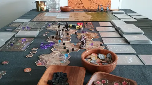 Playing the HoMM 3 Dungeon campaign