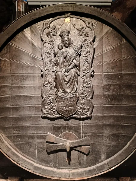 Wine barrel with depiction of a Madonna, Esterh&aacute;zy palace