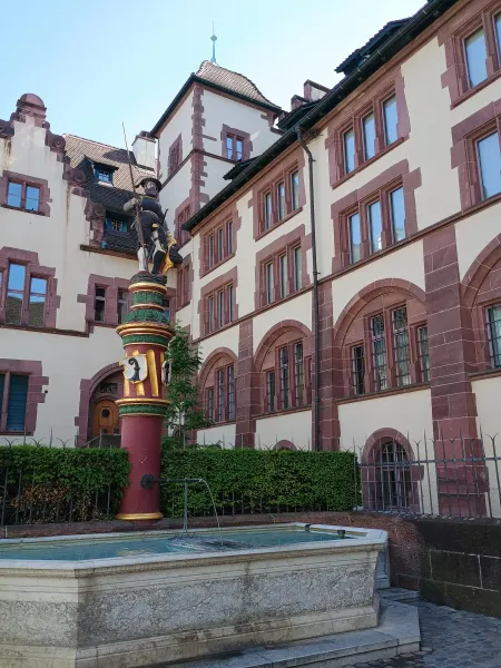 Fountain with Landsknecht, Basel