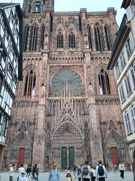 Frontal view of the western facade of Strasbourg cathedral