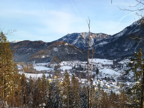 View from Lunzberg onto the town in winter, Scheiblingstein and &Ouml;tscher in the background