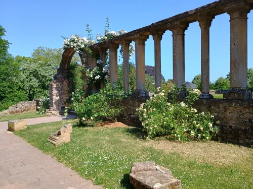 Reste des Kreuzgangs, Saint-Pierre-aux-Nonnains, Metz