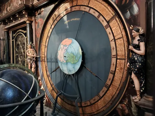 Luna und Sol, Astronomische Uhr, Stra&szlig;burger M&uuml;nster