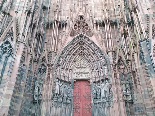 S&uuml;dliches (rechtes) Portal der Westfassade des Stra&szlig;burger M&uuml;nsters