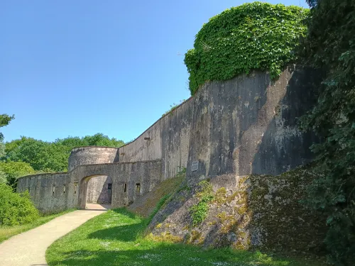 Tour au Diable, Stadtmauer von Metz