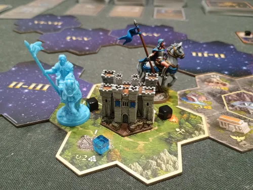 HoMM 3 boardgame, Castle campaign with painted and unpainted hero